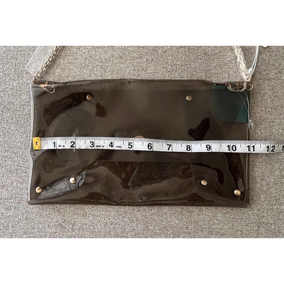 Urban Expressions Stadium Purse Clutch Smokey Clear Gold Chain Strap NWT - Picture 3 of 5